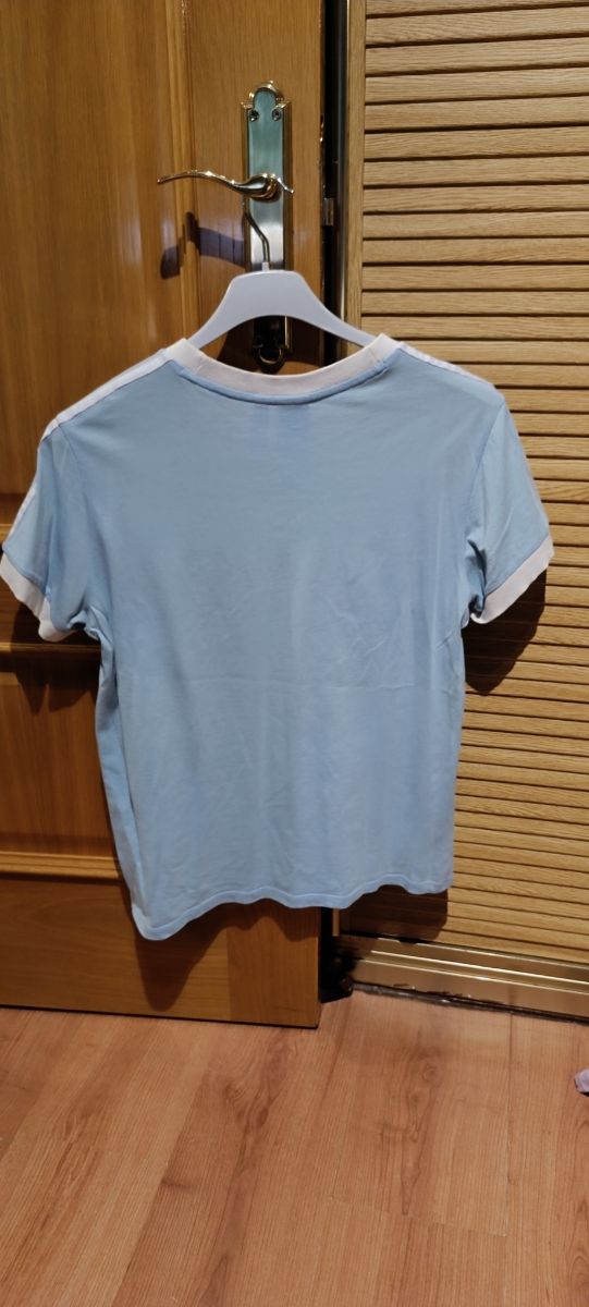 Camiseta Adidas celeste