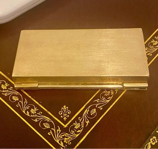 Caja de plata antigua