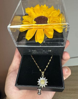 Caja regalo de Girasol preservado y Collar Girasol