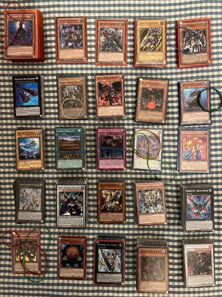 Carte Yu-Gi-Oh! - Lotto 900+
