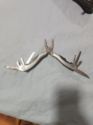 Multiherramienta Plegable