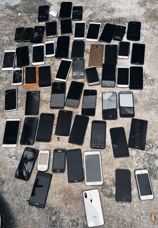 Móviles usados - Apple y Nokia