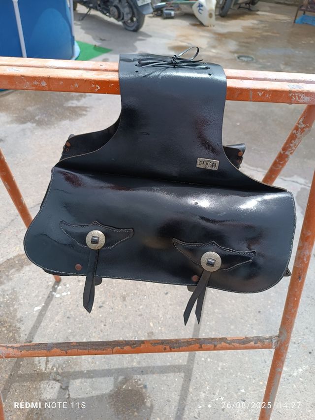 Alforjas cuero moto custom