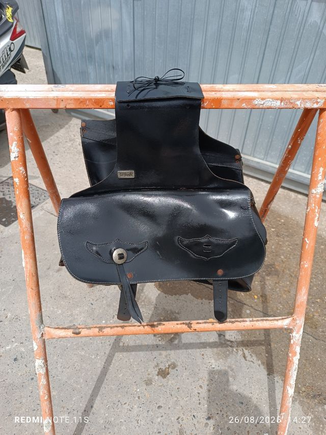 Alforjas cuero moto custom
