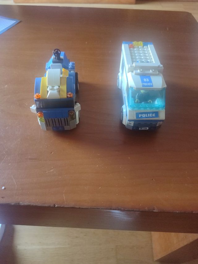 Lego: Vehículos Policía (2)