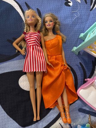 Lote muñecas Barbie, enchantimals, árbol barbie 