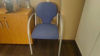 Silla oficina azul y plata