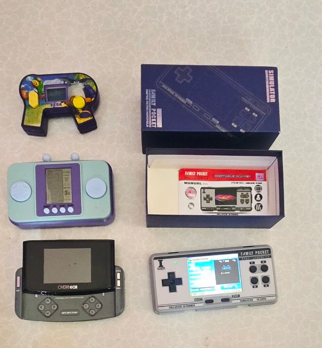 Consolas retro: Family Pocket, Overtech, Sega