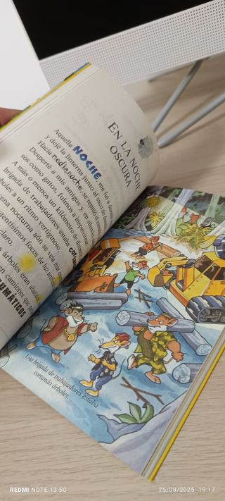 Libros de Gerónimo Stilton números 8 y 48 
