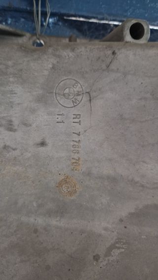 Carter motor Range Rover BMW