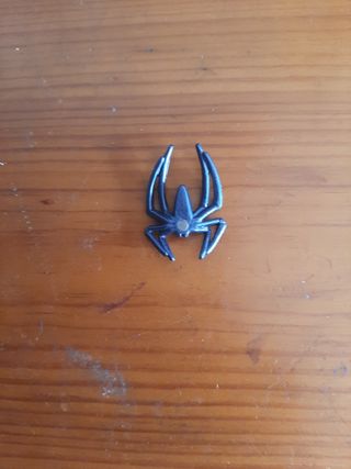 Figura de huevo kinder sorpresa de spiderman 2