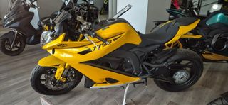 MITT 775R - Motocicleta Amarilla