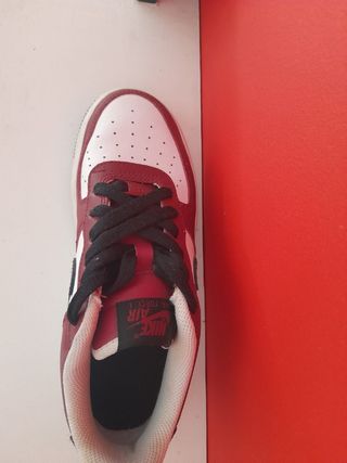 Zapatillas Nike Air Force 1 rojas