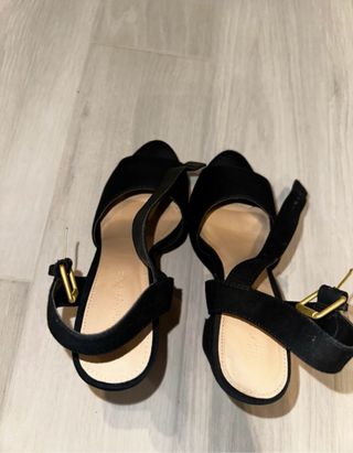 zapatos de tacon negros
