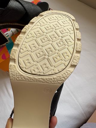 Sandalias Refresh negras - NUEVAS