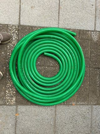 Manguera riego 17 m y bomba de agua sucia