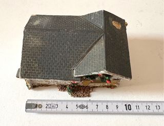 Casa di campagna per modellini di treni H0