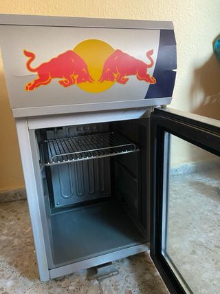 Mini nevera Red Bull edición especial