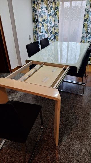 Mesa comedor cristal madera 140cm extensible a 200