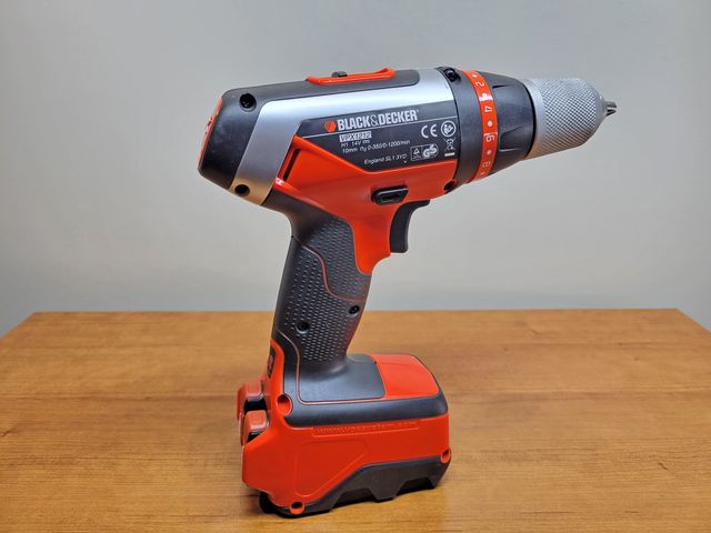 Taladro destornillador Black & Decker VPX