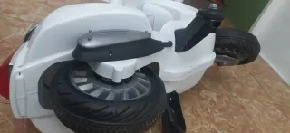 Moto Vespa eléctrica infantil no foncciona ofrt12€