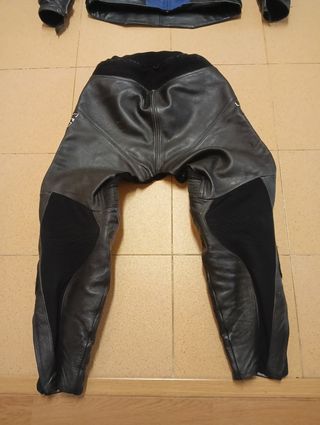 Traje moto dos piezas de cuero Alpinestars