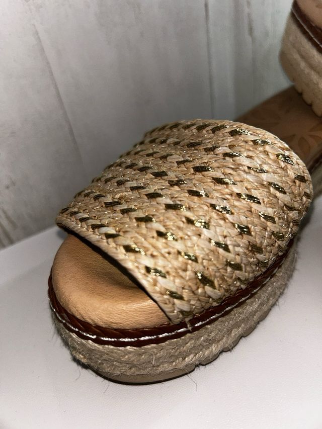 Sandalias plataforma Mustang beige - 37