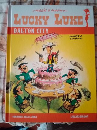 N. 3 libri raccolta Lucky Luke
