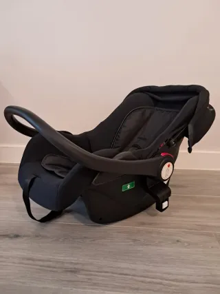 Carrito bebé NAF NAF - casi nuevo