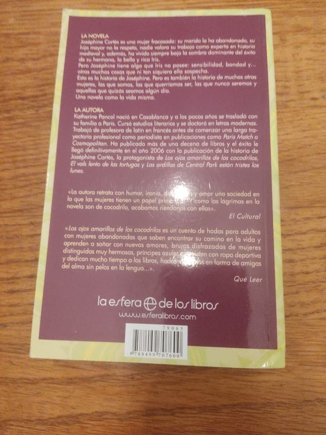 Los ojos amarillos de los cocodrilos