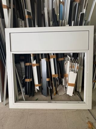 Marco aluminio blanco 140x133cm