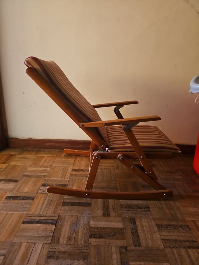 Silla mecedora infantil - madera, rojo-beige