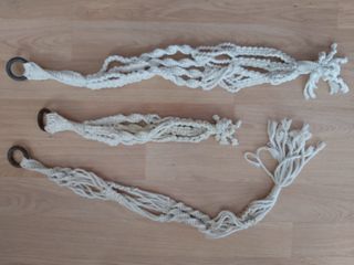 Lote de manteles de ganchillo y cuerdas