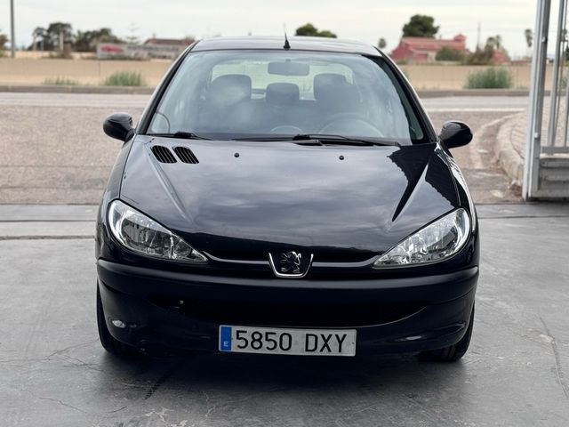Peugeot 206 2006 1.4 gasolina 