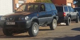 Nissan Terrano II 1995