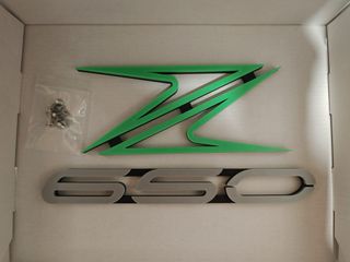 Logo Z650 Verde y Gris
