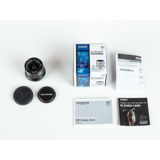 Olympus Zuiko Digital ED 12mm f2.0 negro impecable
