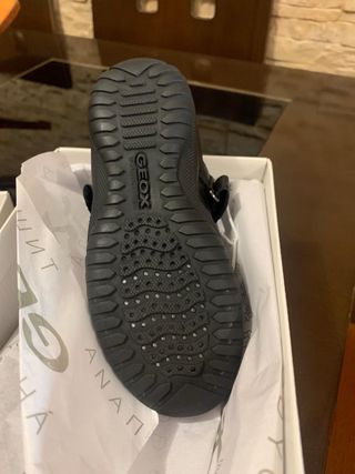 Zapatillas Geox niña/o negras