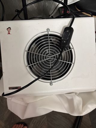 Aspirador de polvo para uñas