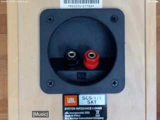 JBL , 2  altavoces + soportes