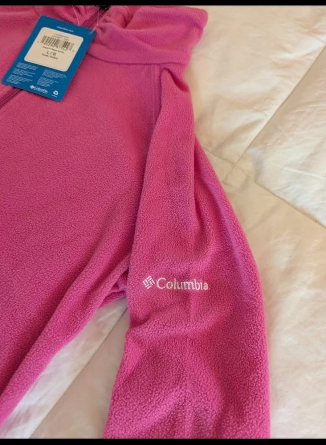 Polar Columbia talla 12-14 años a estrenar.