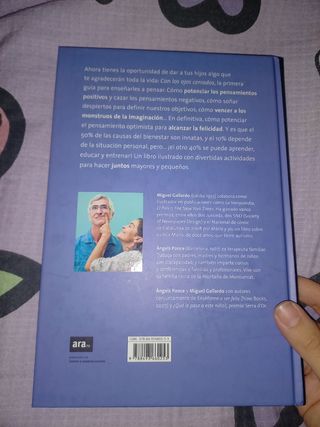 Libro: Con los ojos cerrados