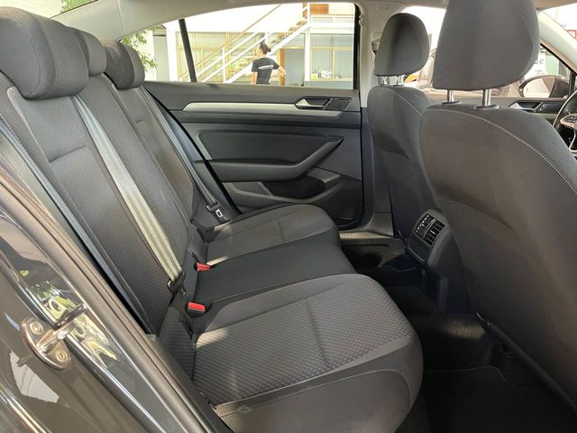 Volkswagen Passat 2.0 TDI 150CV BUSINESS .-" BAJO CONSUMO ".-" ETIQUETA C VERDE/ EURO 6 ".-" GARANTÍA CON COBERTURA EUROPEA ".-" VEHÍCULO RECOMENDADO ".-