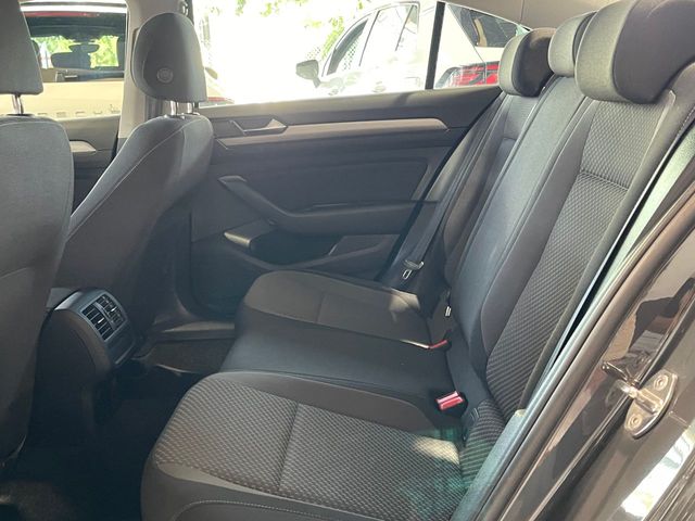 Volkswagen Passat 2.0 TDI 150CV BUSINESS .-" BAJO CONSUMO ".-" ETIQUETA C VERDE/ EURO 6 ".-" GARANTÍA CON COBERTURA EUROPEA ".-" VEHÍCULO RECOMENDADO ".-
