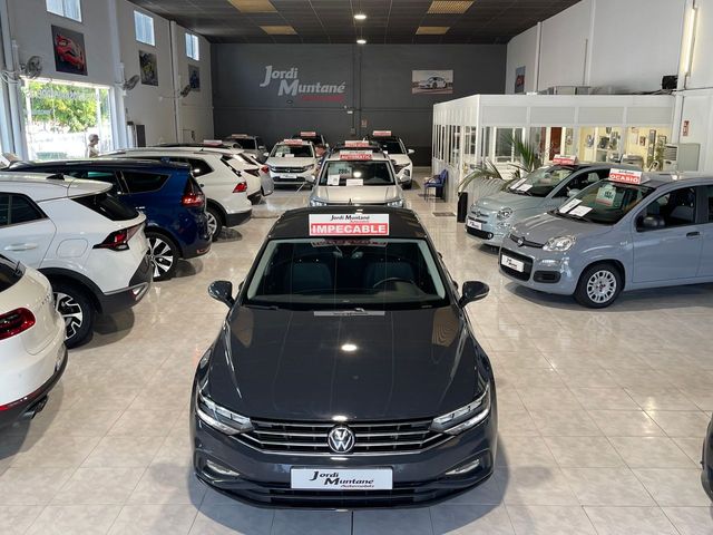 Volkswagen Passat 2.0 TDI 150CV BUSINESS .-" BAJO CONSUMO ".-" ETIQUETA C VERDE/ EURO 6 ".-" GARANTÍA CON COBERTURA EUROPEA ".-" VEHÍCULO RECOMENDADO ".-