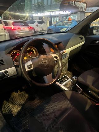 Opel Astra 2007