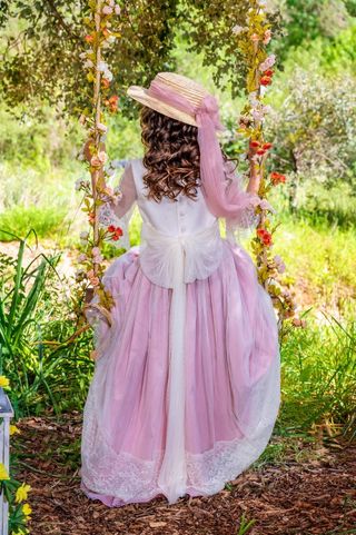 Traje comunión niña rosa ( completo con todo) 