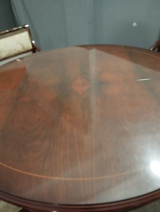 Mesa redonda caoba extensible + 4 sillas
