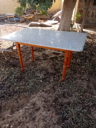 Mesa granito-madera + regalo mantel de winny de po