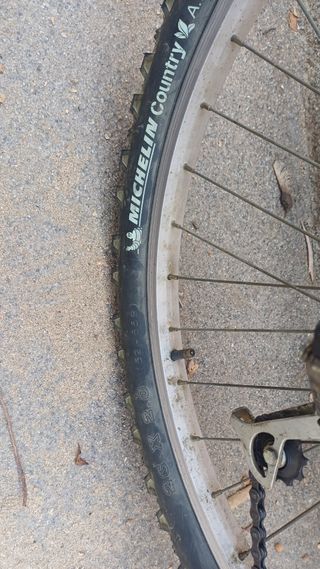 Vendo bicicleta por falta de espacio y mudanza